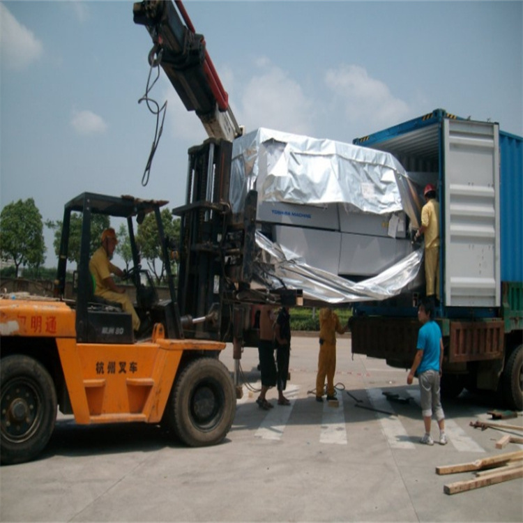 坡头附近的随车吊出租服务：选择指南与注意事项