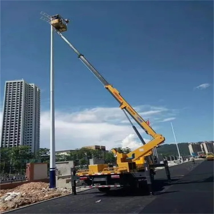 坡头维修路灯的曲臂升降车出租