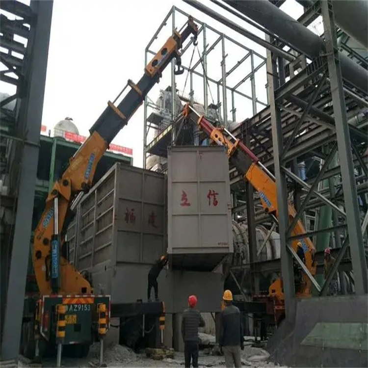 坡头折臂吊车租赁电话