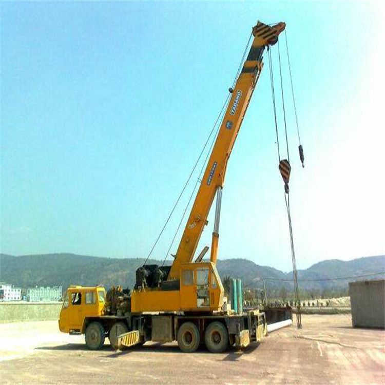 坡头小型吊车出租价格是多少